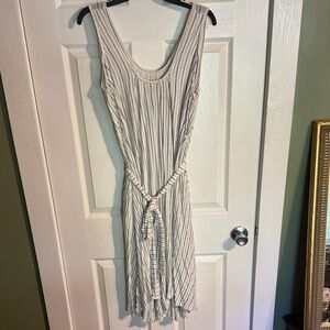 Latched Mama Nursing Momper